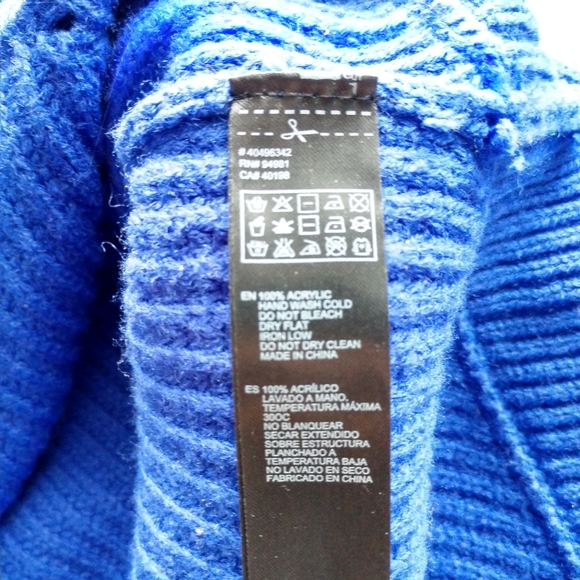 Crop top sweater - Picture 11 of 12